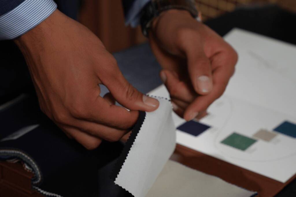 Off-the-Rack vs. Bespoke: Why Your Next Suit Should Be Made to Measure