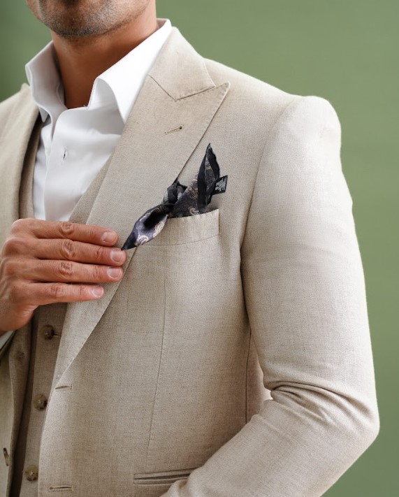 bespoke linen suit dubai