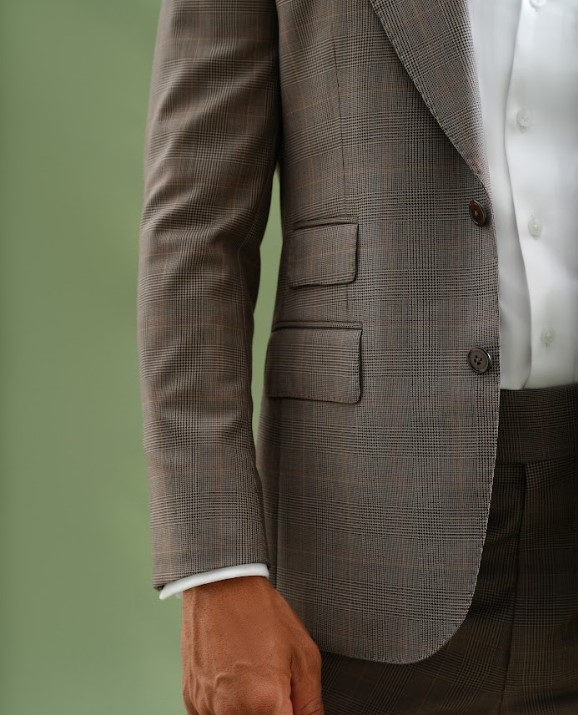 bespoke linen suit dubai