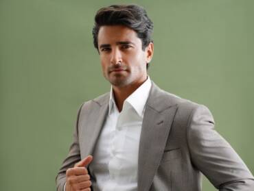 5 Fashion Ideas to Style Your Bespoke Linen Suit